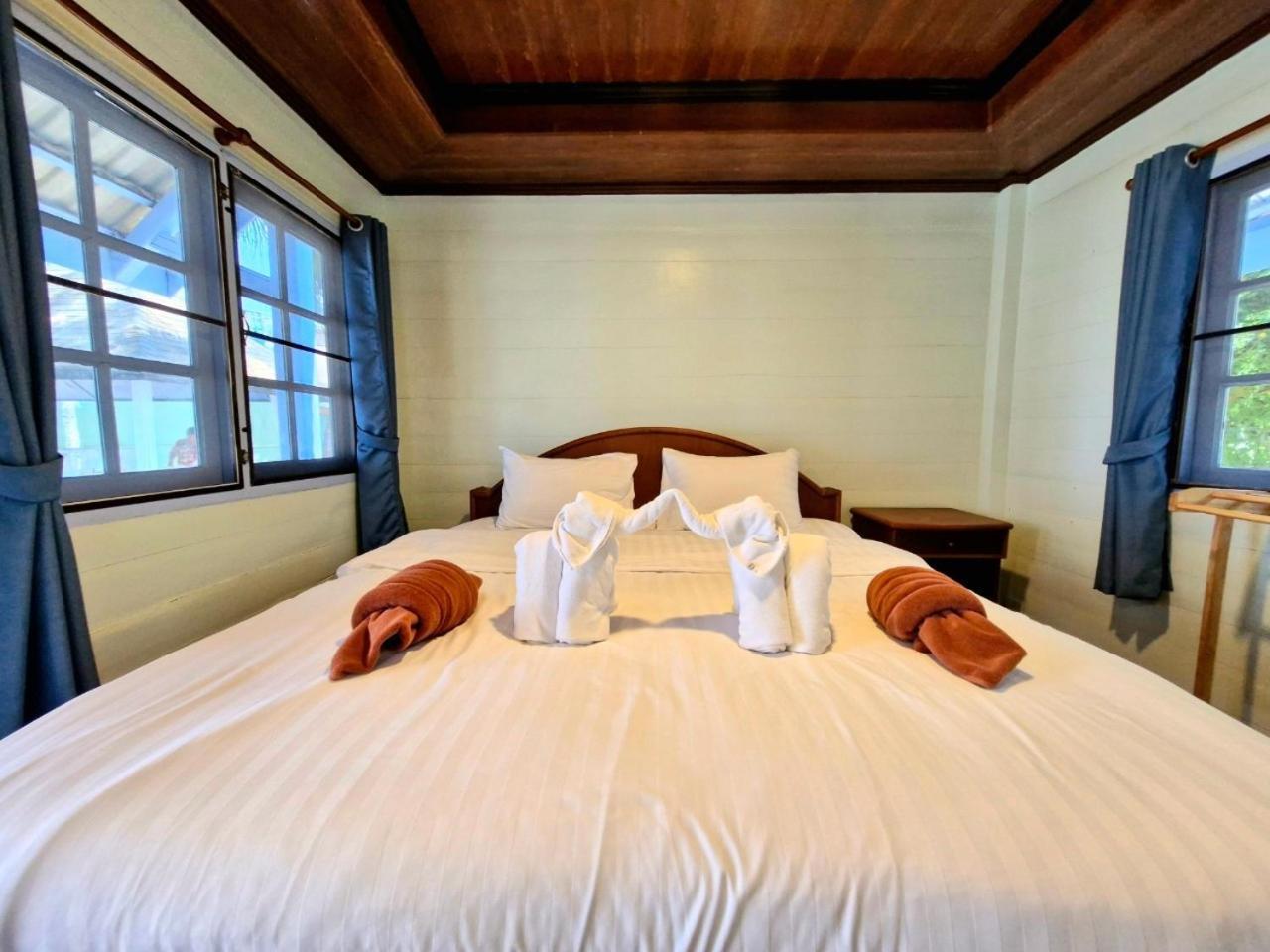 Solstice Phuket Villa Nai Thon strand Eksteriør billede