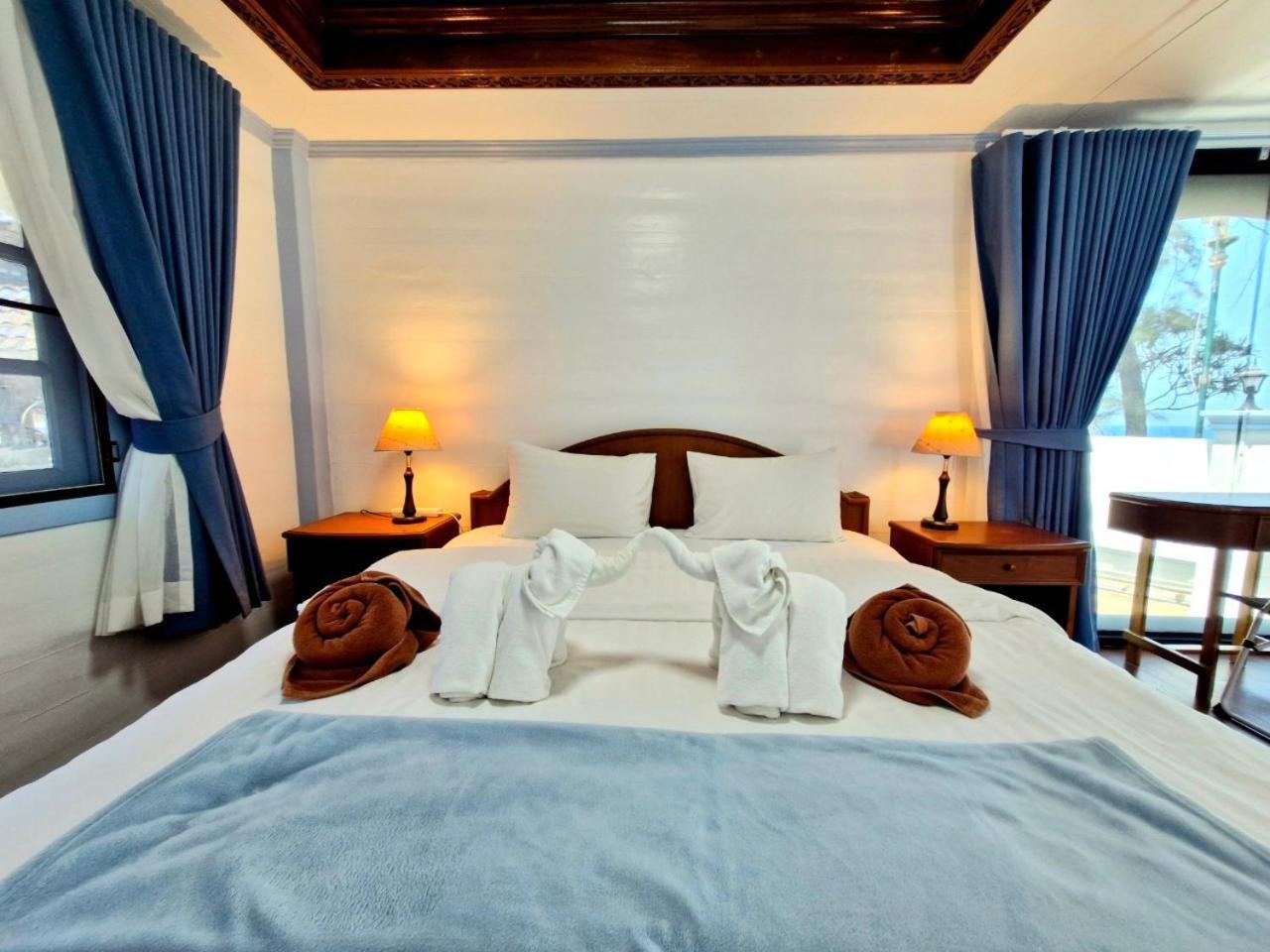 Solstice Phuket Villa Nai Thon strand Eksteriør billede